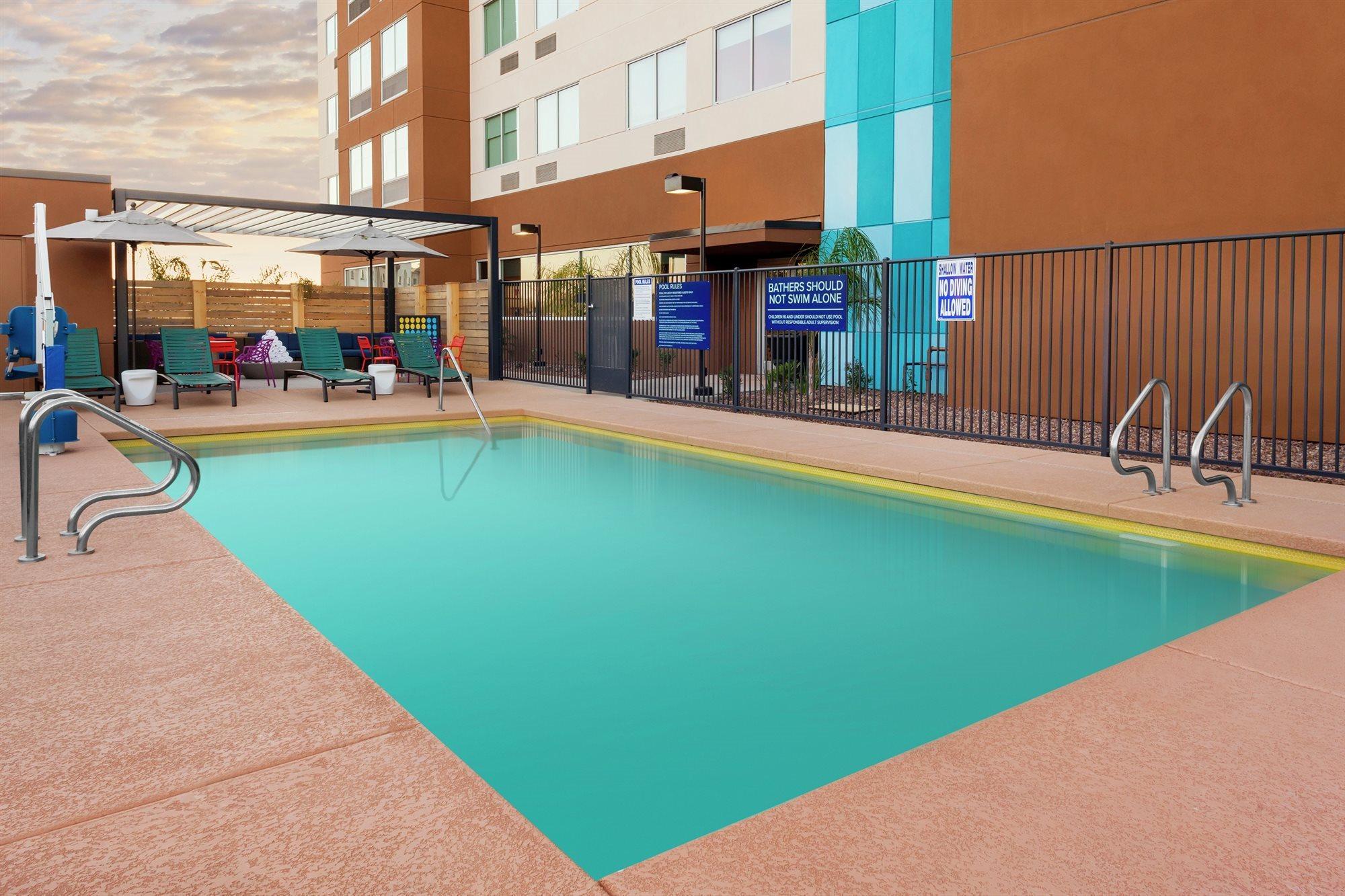 Tru By Hilton Gilbert Otel Dış mekan fotoğraf